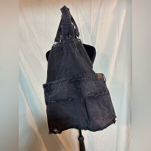Black overall distressed shorts 8th of LA size medium-flawed